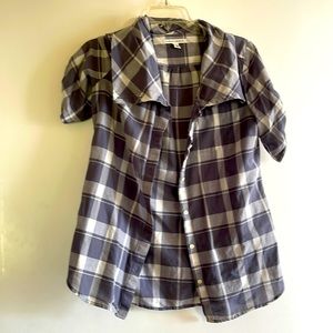 Banana republic grey white plaid shirt sleeve small blouse artsy edgy unusual